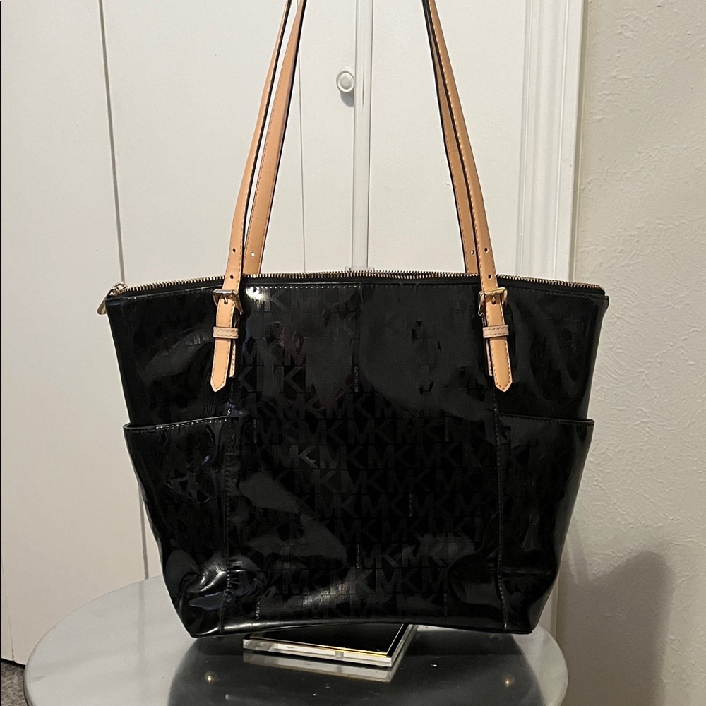 Michael Kors Shiny Black MK Tote with Camel Straps - Picture 2 of 12